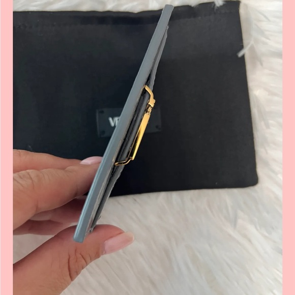 ❌SOLD❌AUTHENTIC VERSACE CROC EMBOSSED GRECA GODDESS CARD HOLDER GRAY - NEW - Picture 5 of 8